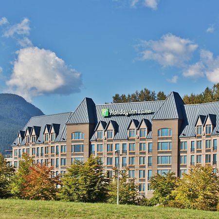Holiday Inn & Suites North Vancouver By Ihg Bagian luar foto