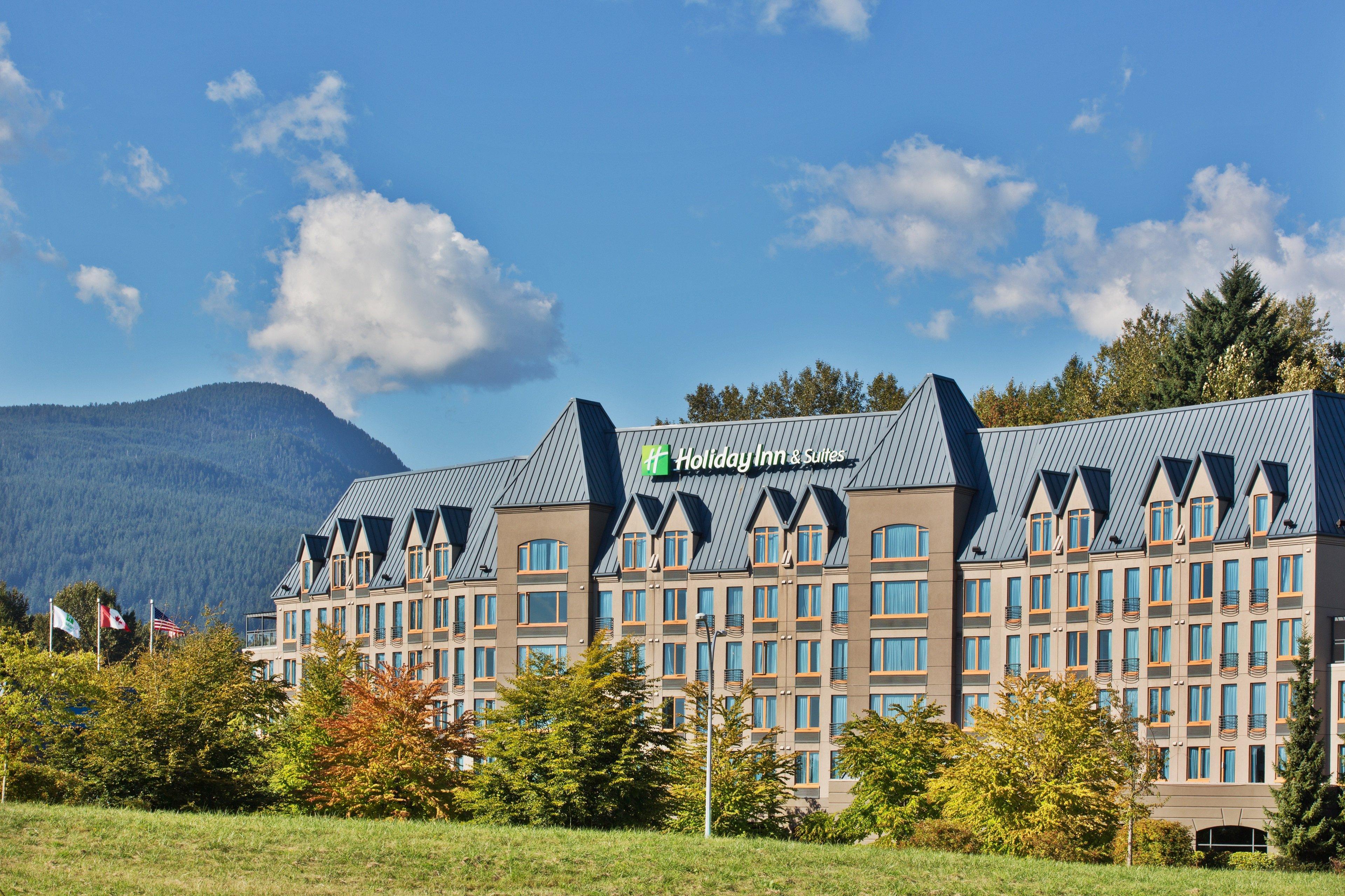 Holiday Inn & Suites North Vancouver By Ihg Bagian luar foto