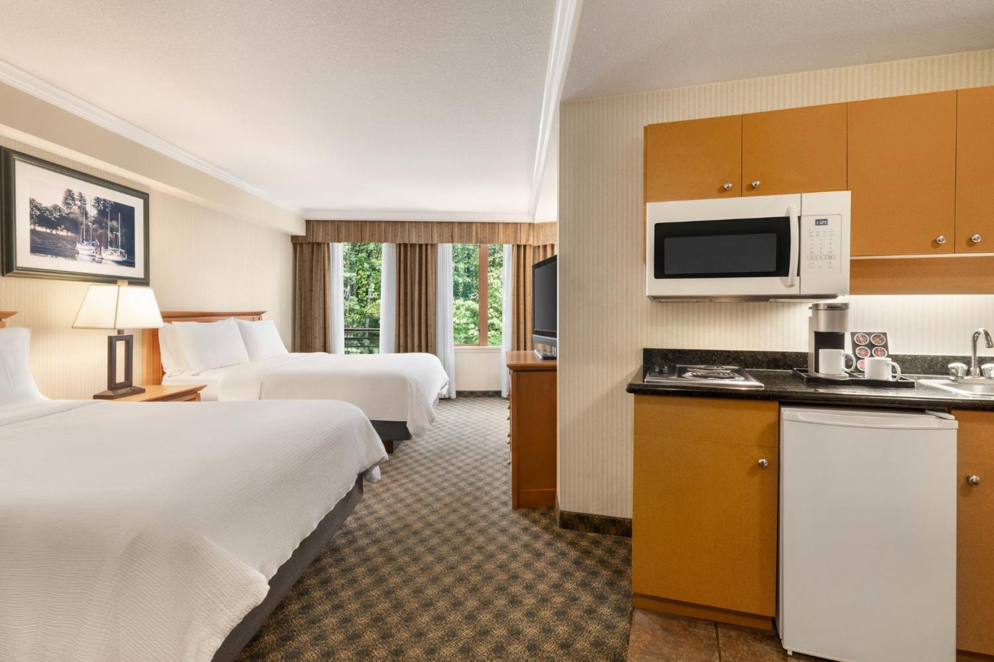 Holiday Inn & Suites North Vancouver By Ihg Bagian luar foto