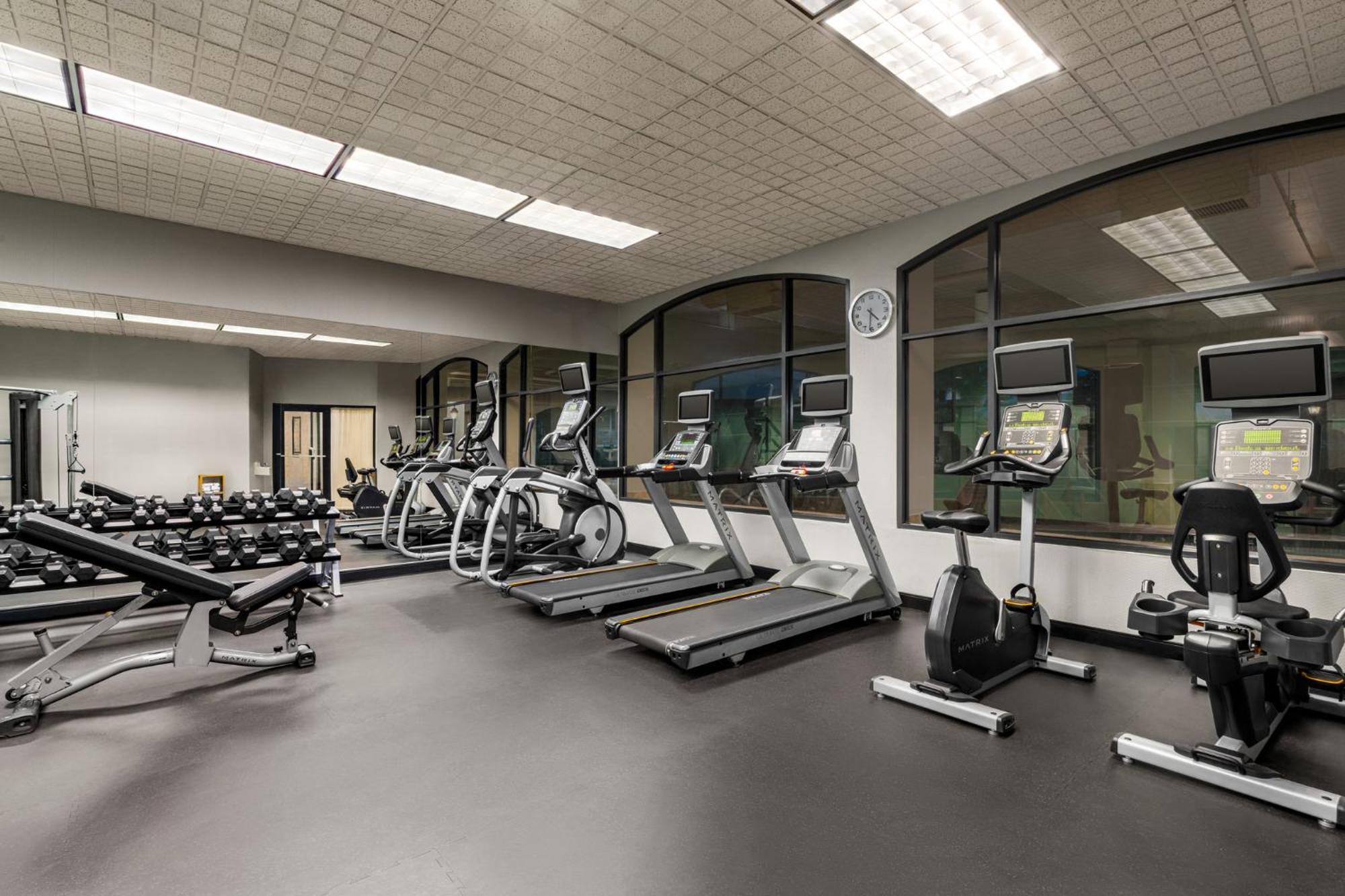 Holiday Inn & Suites North Vancouver By Ihg Bagian luar foto